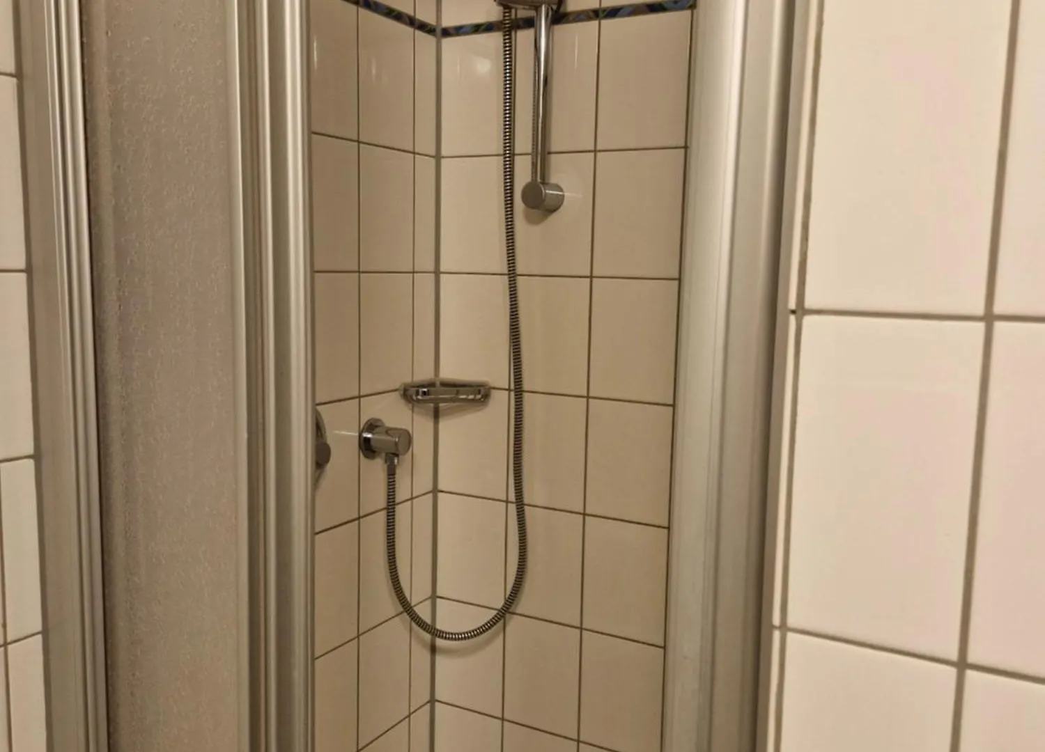 Gaestehaus Im Haus Des Kfz-Gewerbes Dresden