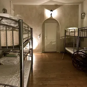 Minihostel 12monkeys Kudamm , Berlin Deutschland